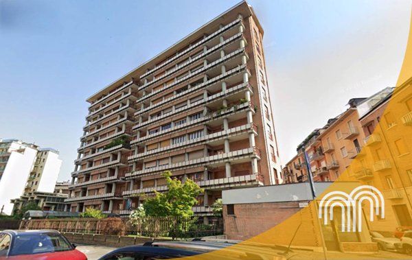 appartamento in vendita a Torino in zona Cit Turin