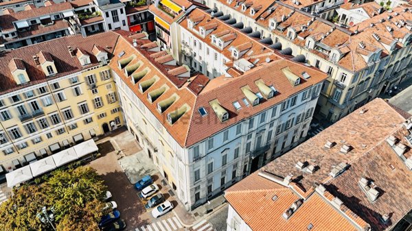 appartamento in vendita a Torino in zona Centro Storico
