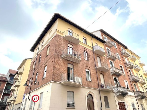 appartamento in vendita a Torino in zona Borgo San Paolo