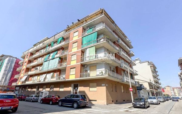 appartamento in vendita a Torino in zona Santa Rita