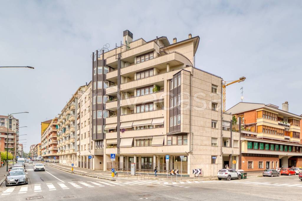 appartamento in vendita a Torino in zona Borgo San Paolo