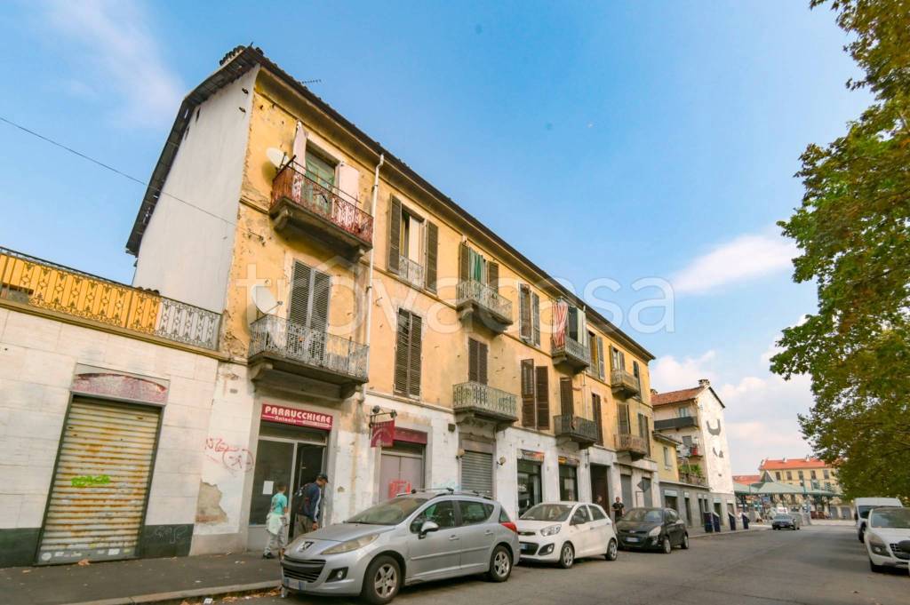 appartamento in vendita a Torino in zona Aurora
