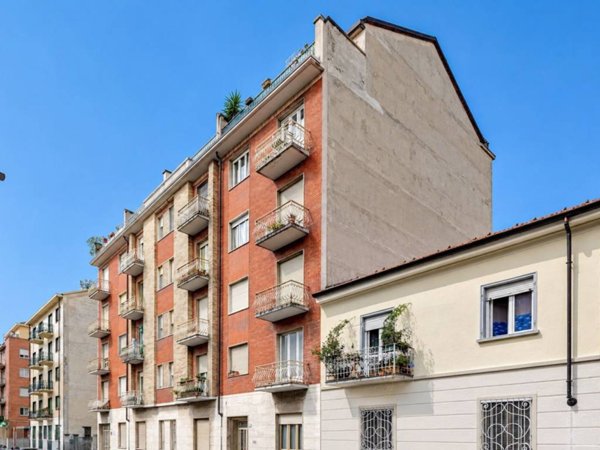 appartamento in vendita a Torino in zona Parella