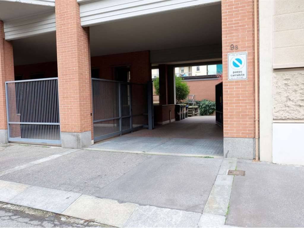 locale di sgombero in vendita a Torino in zona Campidoglio