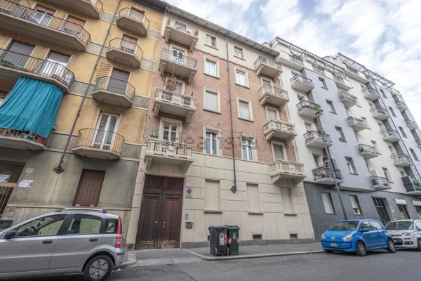 appartamento in vendita a Torino in zona Parella