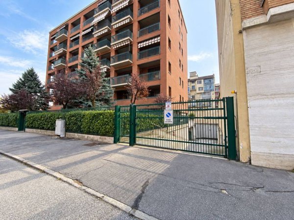 box auto in vendita a Torino in zona Borgo San Paolo