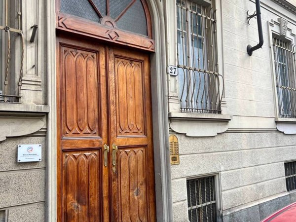 appartamento in vendita a Torino in zona San Salvario