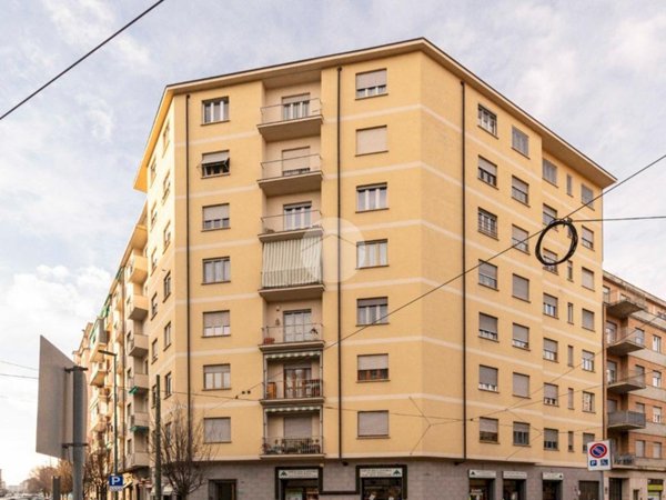 appartamento in vendita a Torino in zona Borgata Vittoria