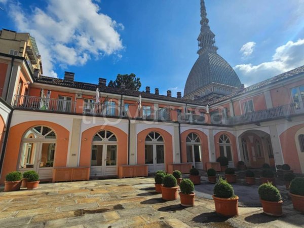 appartamento in vendita a Torino in zona Centro Storico
