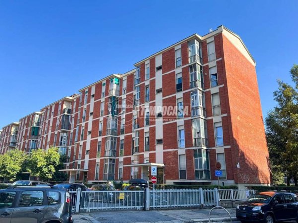 appartamento in vendita a Torino in zona Santa Rita