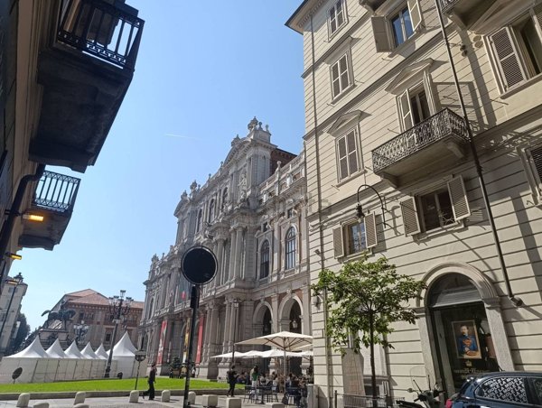 appartamento in vendita a Torino in zona Aeronautica