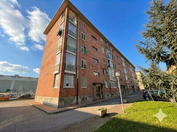 appartamento in vendita a Torino in zona Millefonti
