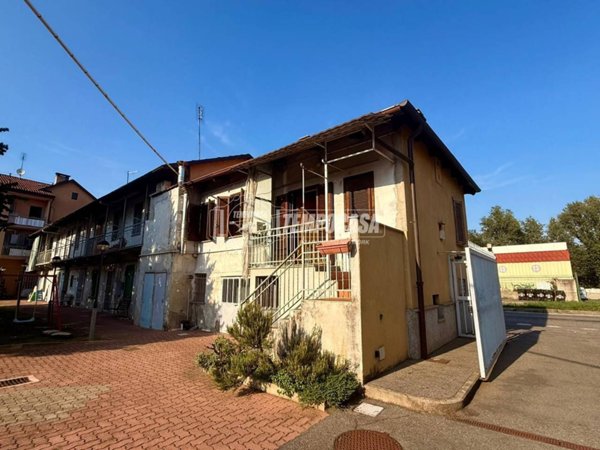 appartamento in vendita a Torino in zona Falchera