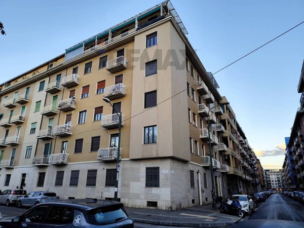 appartamento in vendita a Torino in zona Santa Rita