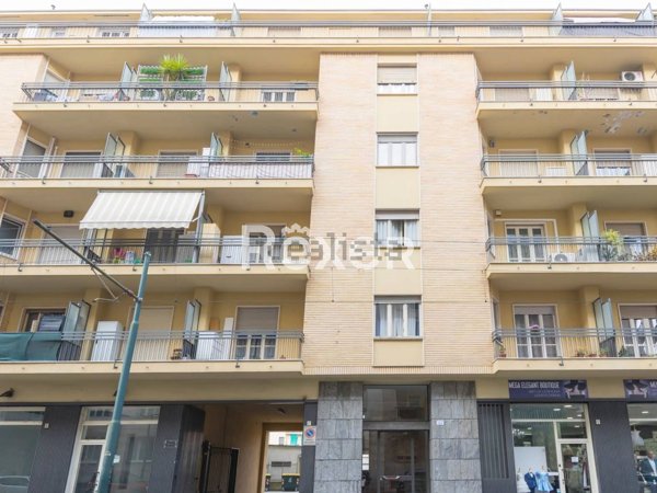 appartamento in vendita a Torino in zona Borgata Vittoria