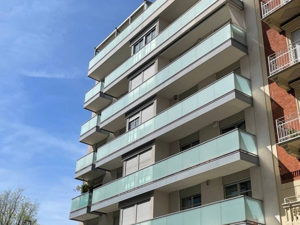 appartamento in vendita a Torino in zona Cenisia