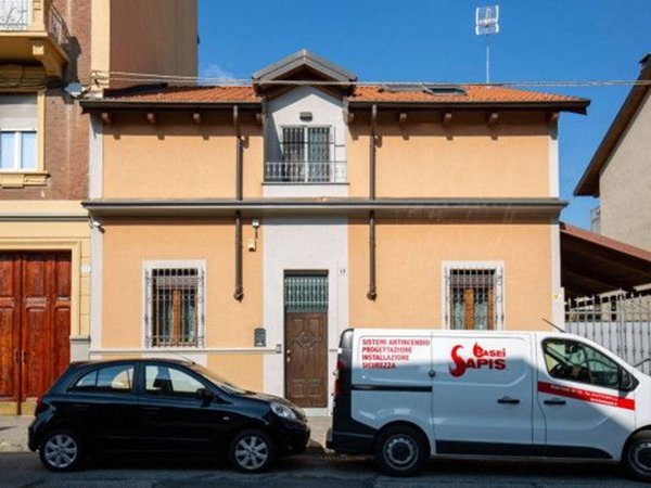 casa indipendente in vendita a Torino in zona Madonna di Campagna