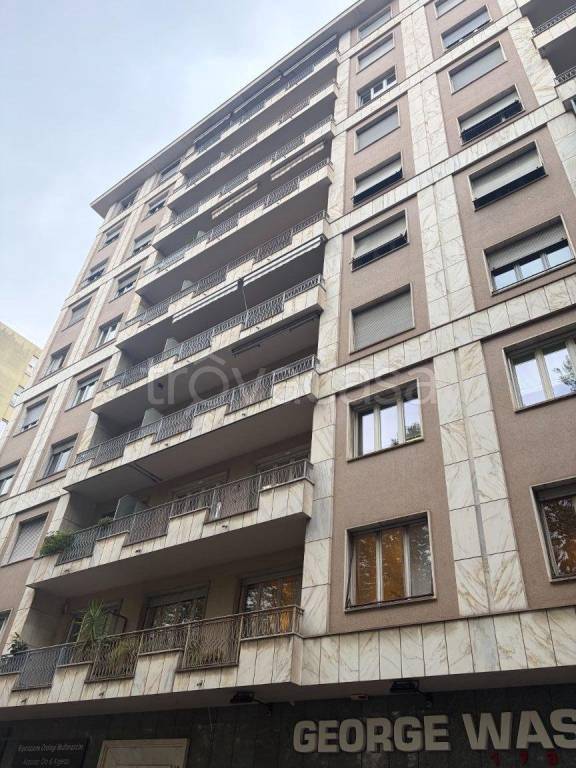 appartamento in vendita a Torino in zona Santa Rita