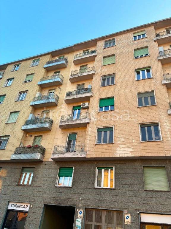 appartamento in vendita a Torino in zona Lingotto