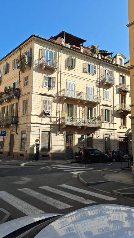 appartamento in vendita a Torino in zona San Salvario