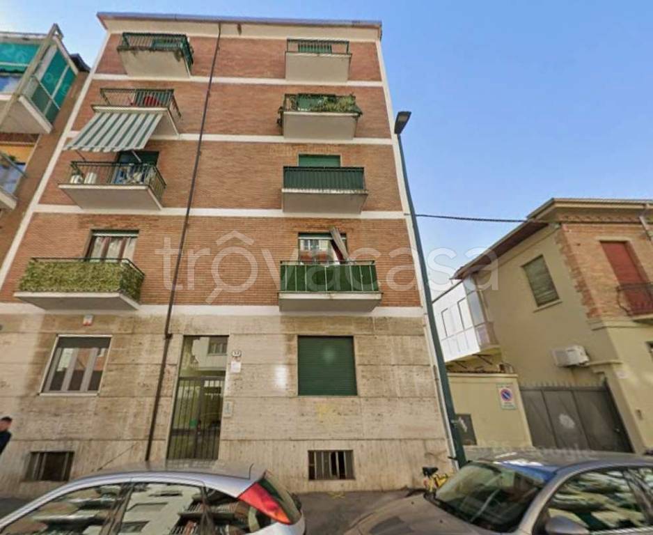 appartamento in vendita a Torino in zona Borgata Vittoria