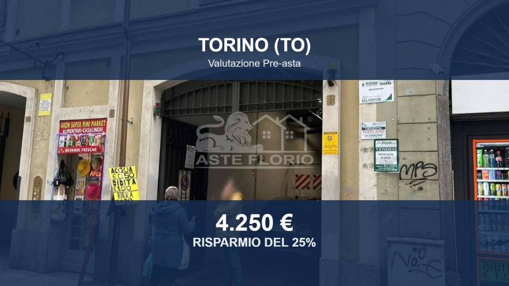 box auto in vendita a Torino in zona Centro Storico