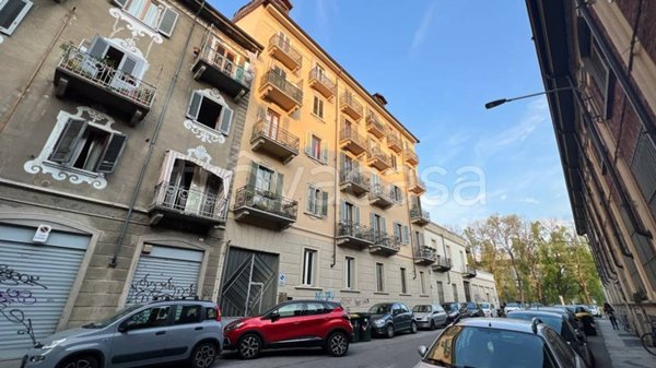 appartamento in vendita a Torino in zona Regio Parco
