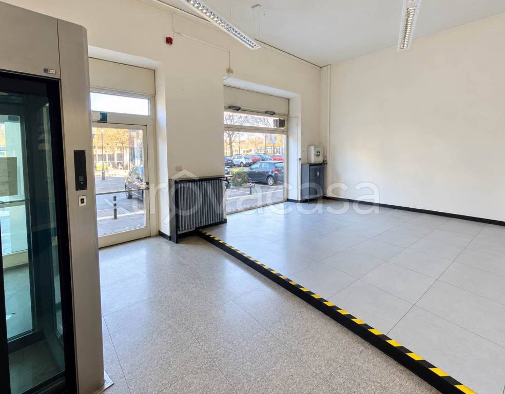 appartamento in vendita a Torino in zona Lingotto
