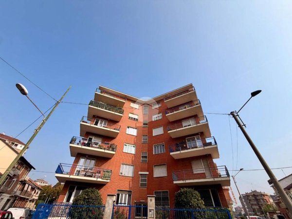 appartamento in vendita a Torino in zona Lucento