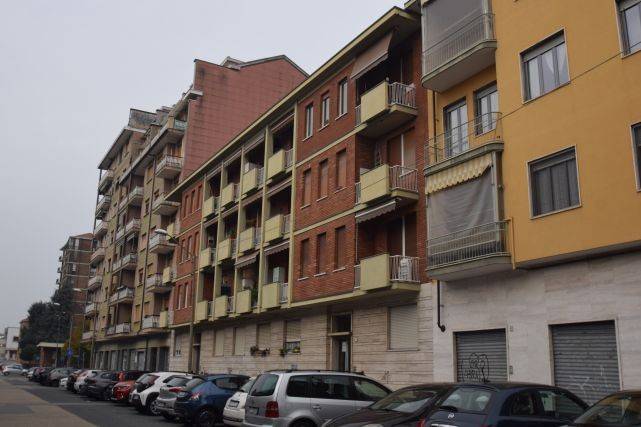 appartamento in vendita a Torino in zona Lingotto