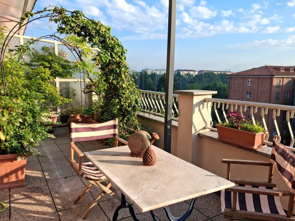 appartamento in vendita a Torino in zona Santa Rita