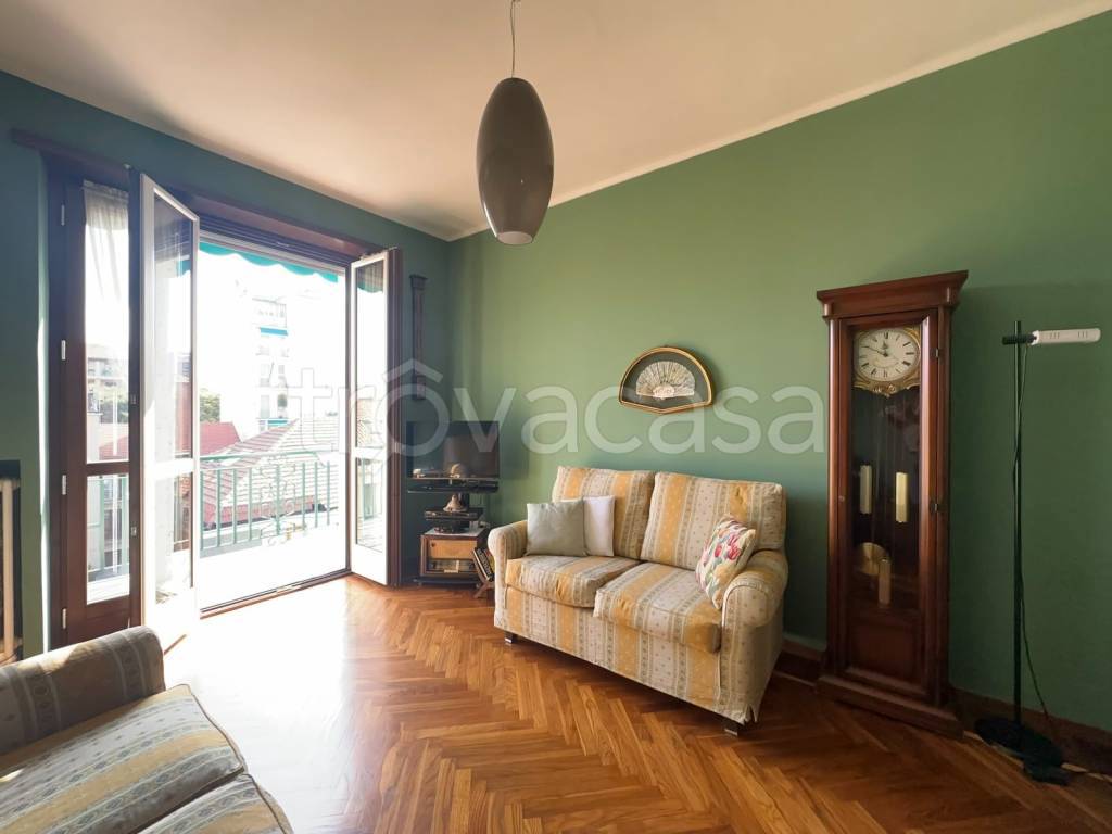 appartamento in vendita a Torino in zona Campidoglio