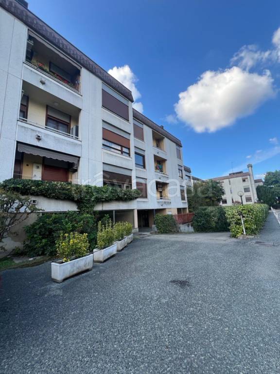 appartamento in vendita a Torino in zona Parella
