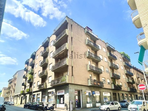 appartamento in vendita a Torino in zona San Salvario