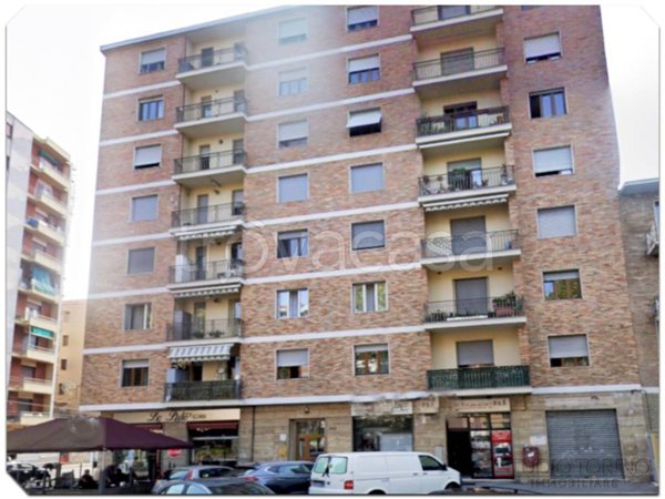 appartamento in vendita a Torino in zona Lingotto