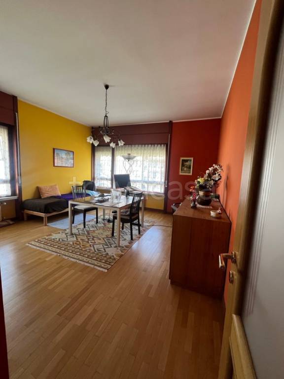 appartamento in vendita a Torino in zona Parella
