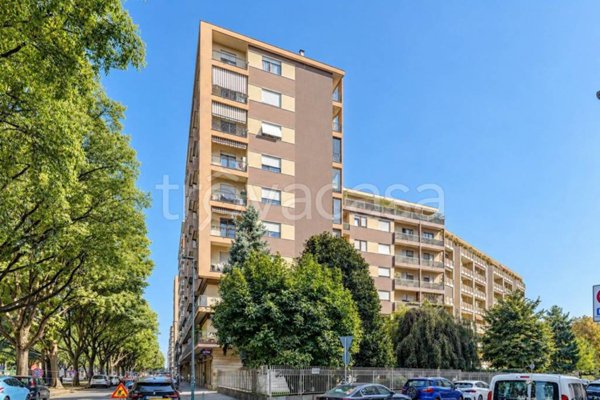 appartamento in vendita a Torino in zona Parella