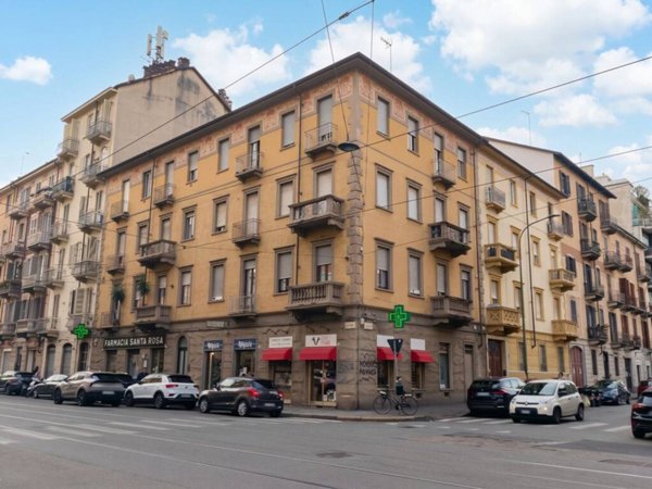 appartamento in vendita a Torino in zona Cenisia