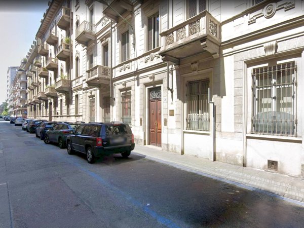 appartamento in vendita a Torino in zona Crocetta