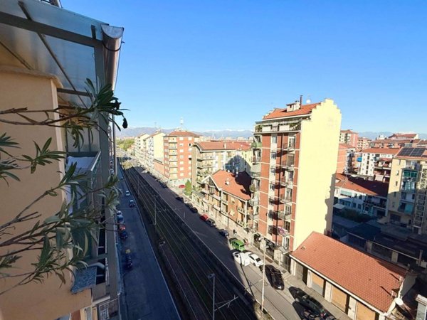 appartamento in vendita a Torino in zona Lucento