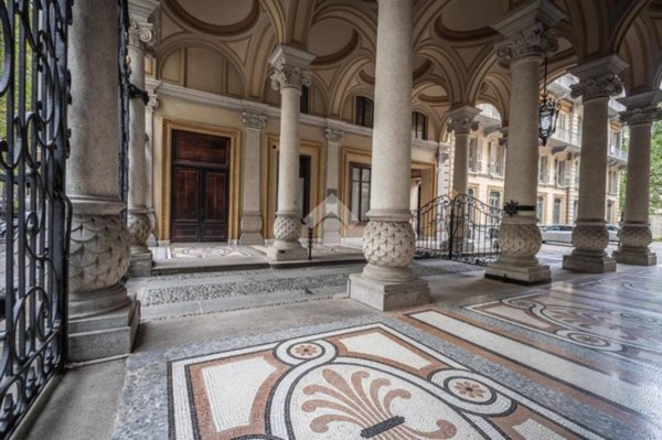 villa in vendita a Torino in zona Centro Storico