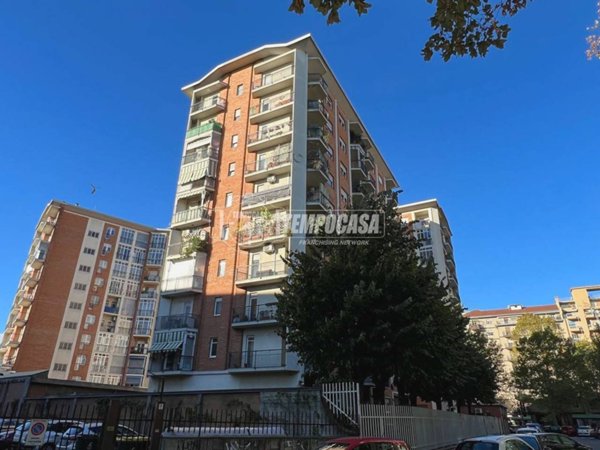 appartamento in vendita a Torino in zona Santa Rita