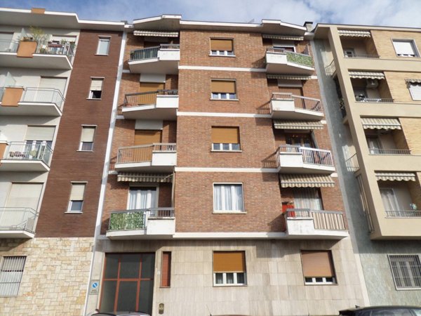 appartamento in vendita a Torino in zona Madonna di Campagna