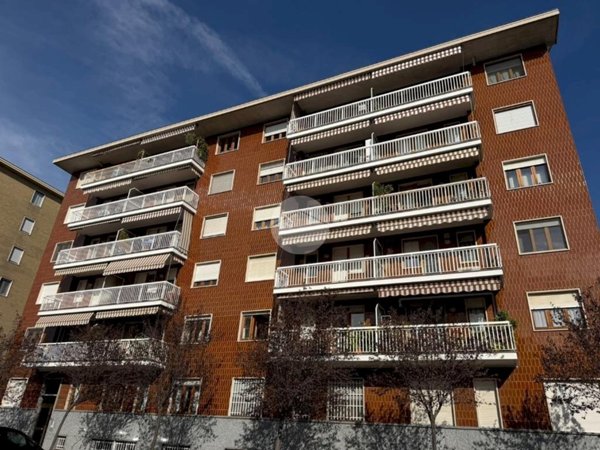 appartamento in vendita a Torino in zona Borgata Vittoria