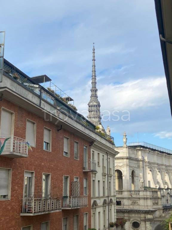 appartamento in vendita a Torino in zona Centro Storico