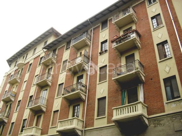 appartamento in vendita a Torino in zona Aurora