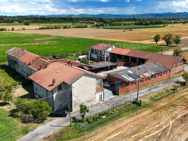 casa indipendente in vendita a Torrazza Piemonte
