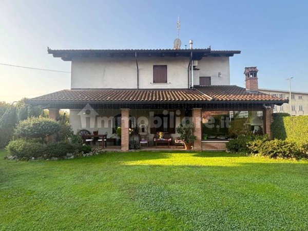 casa indipendente in vendita a Torrazza Piemonte
