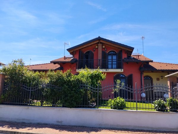 casa indipendente in vendita a Torrazza Piemonte