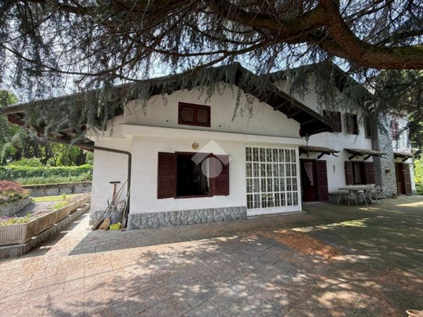 casa indipendente in vendita a Torre Canavese